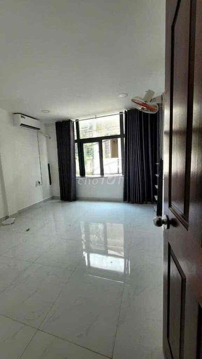 Cho thuê nguyên căn 70m2 - cách mt Trường Sa 30m - p17 - Bình Thạnh