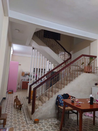 Cho thuê tầng trệt nhà Lê Văn Sỹ Q3, 43m2, hẻm rộng, giá 5.7 triệu