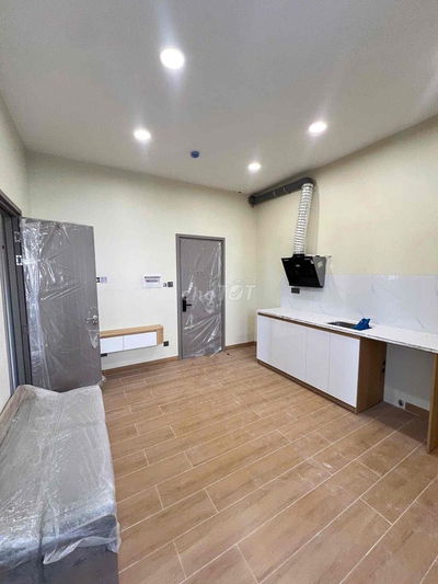 căn 2 phòng ngủ mới keng gần TDTU