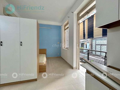 👽STUDIO BAN CÔNG CỬA SỔ NHÀ MỚI ĐẦY ĐỦ NỘI THẤT SÁT BỜ KÈ HOÀNG SA