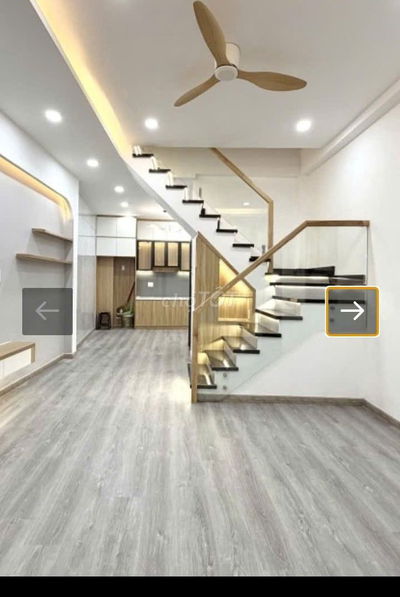 [010]🔥HOT🔥- NHÀ HẺM TRUNG TÂM Q.10 MỚI HOÀN THIỆN - SÂN THƯỢNG TRƯỚC