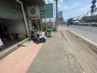 MẶT BẰNG MẶT TIỀN QL1A GẦN ĐH KINH TẾ LUẬT