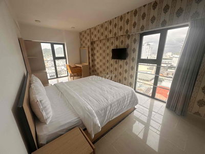 khách sạn NAPOLEON  số 72 hoàng văn thụ ở tháng 3,900k