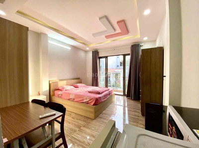 🏡 Cho Thuê Căn Hộ Full Nội Thất , Ban Công - Ngay Ngã Tư Hàng Xanh 💛