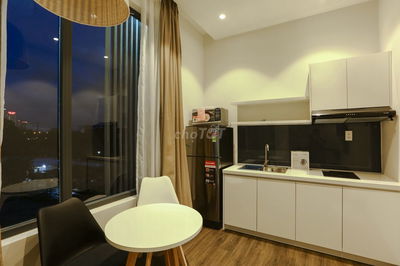 Căn Hộ Studio Cao Cấp Ngay Vincom, Internet Riêng, Có Thang Máy