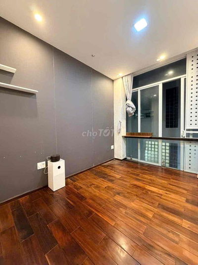 CHO THUÊ PHÒNG TRUNG TÂM QUẬN 1