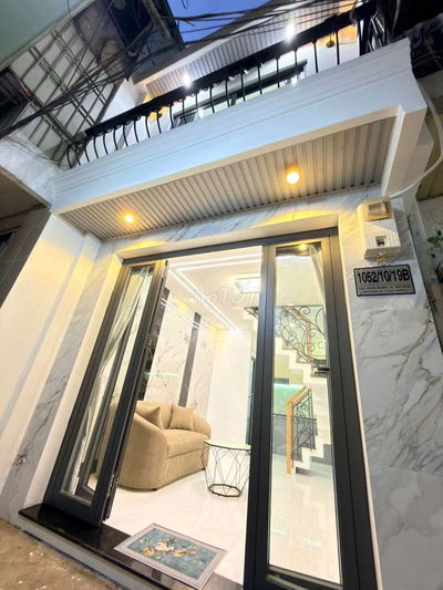 NHÀ MỚI ĐẸP XÁCH VA LY VÔ Ở LIỀN GẦN CHỢ TÂN BÌNH GIÁ 3 TỶ450