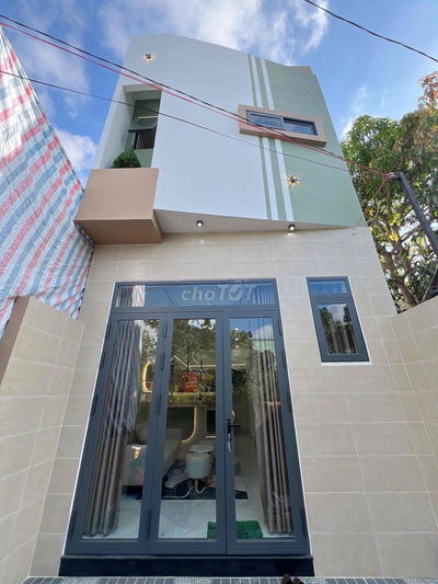 Nhà lầu xây mới Full nội thất - Hẻm 49 Trần Hoàng Na