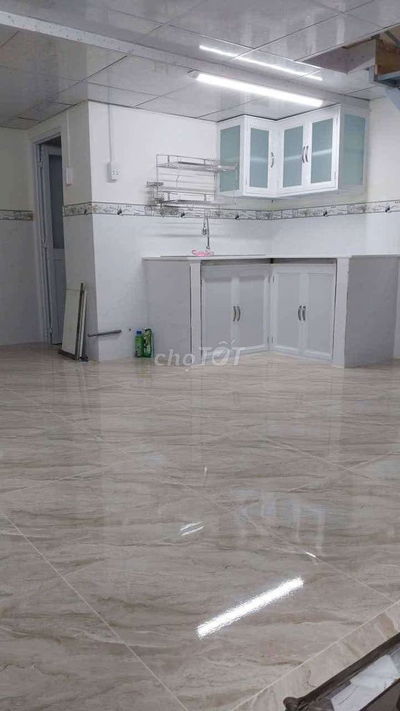 Cần cho thuê nhà sạch đẹp. Q12