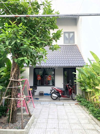 BÁN NHÀ SÂN VƯỜN MỚI ĐẸP MT TRUNG LẬP 18 - NHÀ ĐẸP GIÁ DỄ THƯƠNG