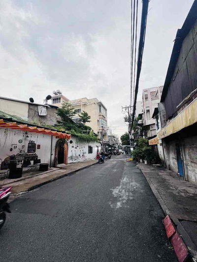 Bán nhà 2 MT Lê Thị Bạch Cát, Quận 11. DT: 57m2, 6 Tầng. Dòng tiền 28t