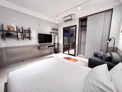Beehouse apartment Đầm Sen