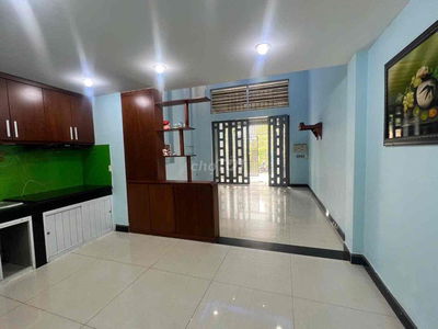 CHO THUÊ NHÀ FULL NỘI THẤT ĐƯỜNG OTO SÂN OTO THÔNG THOÁNG