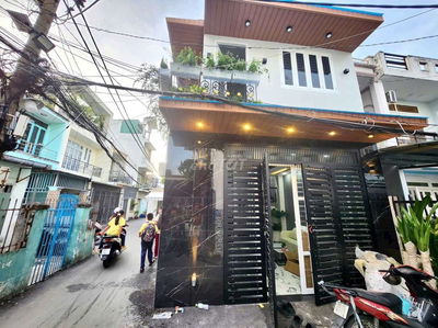 2Tầng -5x11m - 2 mặt tiền không quy hoạch hẻm xe hơi thông Quang Trung