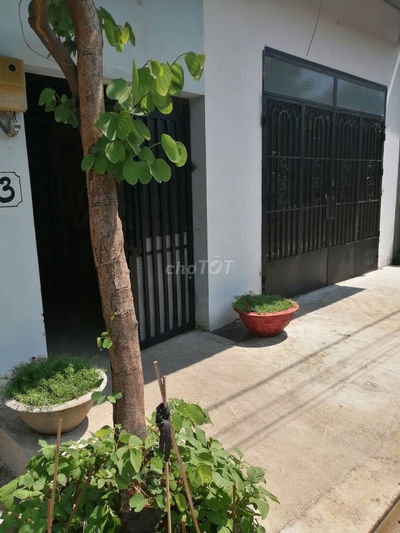 PHÒNG TRỆT CÓ GÁC – Ở RIÊNG – 2,5 TRIỆU | KDC HỒNG LONG – THỦ ĐỨC