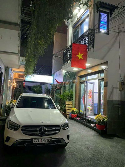 Nhỉnh 10Ty,Nhà hẻm Xe Hoi 50m2 Sát MT Nguyễn Gia Trí,VIP Bình Thạnh