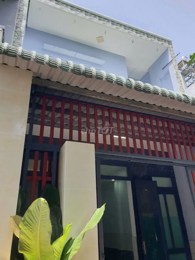 HOT- Nhà xinh DT 5.2x12, sổ hồng riêng 01 lầu, gần ngã 3 Bùi Môn -QL22