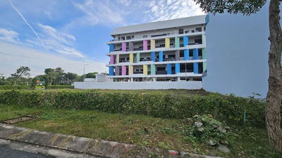 Đất Mặt tiền trục chính D1 kđt five star đường lớn SHR đẹp