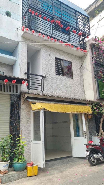 NHÀ CHO THUÊ 2 LẦU , 2 PN, ĐƯỜNG NGUYỄN VĂN QUÁ , CHỈ 6,5 TRIỆU