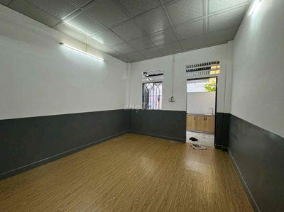 Cho thuê Nguyên căn lâu dài. 2PN + Điện nước Nhà nước.