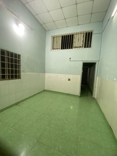 Cho thuê nhà nguyên căn cấp 4 trường thọ thủ Đức giá 6tr hẻm xe tải