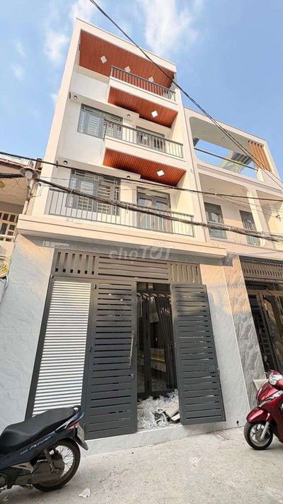 45M - 3 TẦNG - HXH GẦN MT NGUYỄN VĂN KHỐI NGAY CV LÀNG HOA