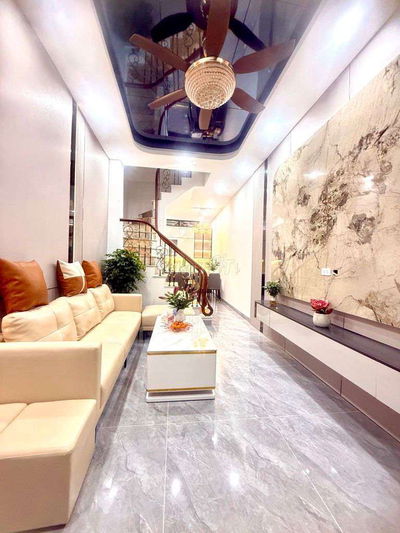 Bán nhà tại Ỷ La - Dương Nội : lô góc, ngõ thông, gần bãi xe 45m  8 tỷ