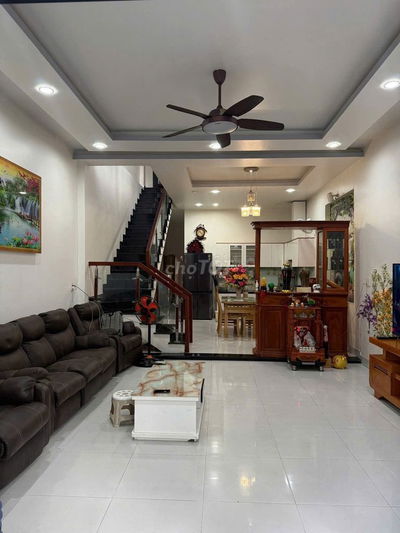 Chính chủ bán nhà 350tr Bình Chánh(4x13)mặt tiền hẻm oto kinh doanh đc