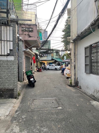 BÁN NHÀ QUẬN TÂN BÌNH GẦN 2 MẶT TIỀN ĐƯỜNG - NHÀ MỚI ĐẸP LUNG LINH