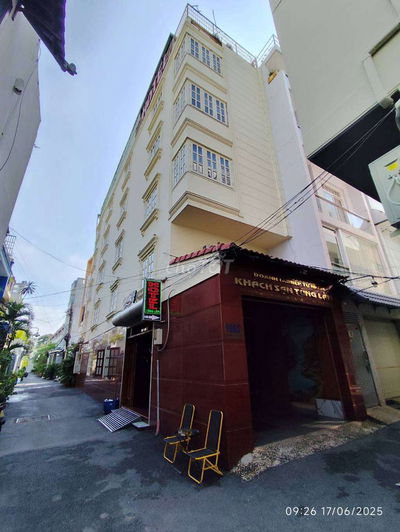 khách sạn 110M  - 5tầng - Quang Trung dòng tiền 200tr/th