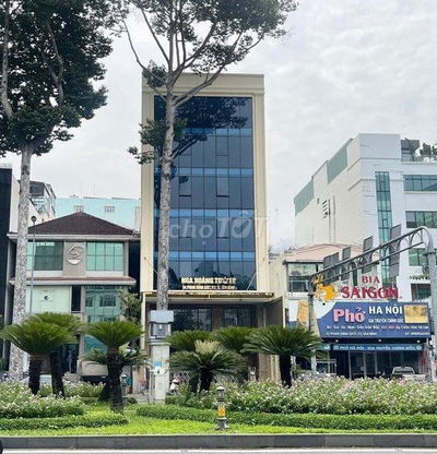 Cho thuê tòa nhà văn phòng Trường Sơn Tân Bình. Hầm 5 tầng Giá tốt