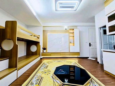 giá cực rẻ Kim Ngưu, ô tô sát cổng, ngõ nông, mặt tiền rộng, 28m.