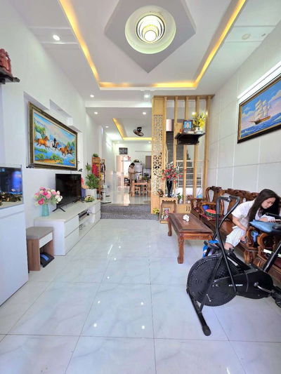 🔥🔥🔥 BÁN NHÀ SỔ HỒNG RIÊNG TO ĐÙNG - GIÁP QUẬN 7 🔥🔥🔥