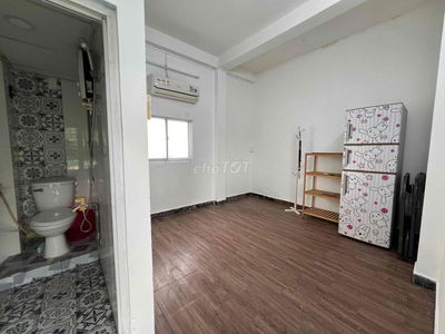 CHO THUÊ STUDIO BANCOL FULL NỘI THẤT NHÀ MẶT TIỀN ĐƯỜNG CÓ BẢO VỆ