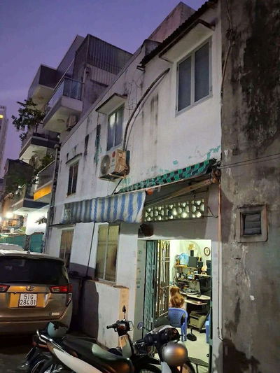 SIÊU PHẨM NHÀ HẺM XE TẢI THÔNG TÂN PHÚ ,48m2,NGANG 8m khủng