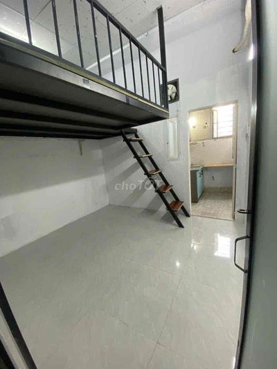 PHÒNG TRỌ TÁCH BẾP SẴN MÁY LẠNH