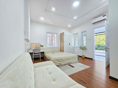 Hệ Thống Căn Hộ 1PN Bancon Full Nội Thất Mới Ở Trung Sơn Sát Quận 7