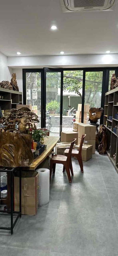 Cho Thuê MBKD, có vỉa hè Dt 39m