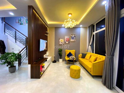 Bán nhà đất cạnh Galaxy Quận 12