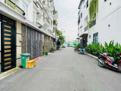 72M2 (4*18M). 7.1 TỶ. 5M OTO THÔNG  . PHẠM VĂN BẠCH.P15. TÂN BINH