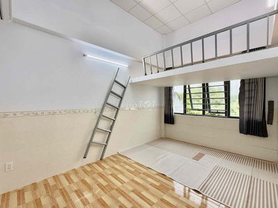 Cho Thuê Phòng Gác Cửa Sổ Trời Full Nội Thất Gần CV Gia Định Tân Bình