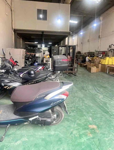 KHO XƯỞNG ĐẸP MỚI Y HÌNH(500m2)MT CONT 40FIX,SÀN EPOXY,HƯƠNG LỘ 2