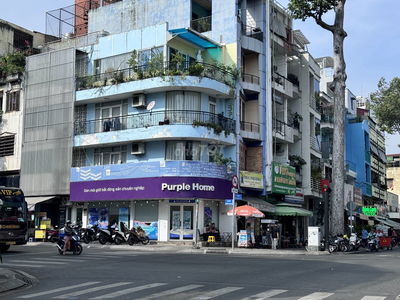 Cho thuê Mặt Bằng Góc 2 Mặt Tiền Q1