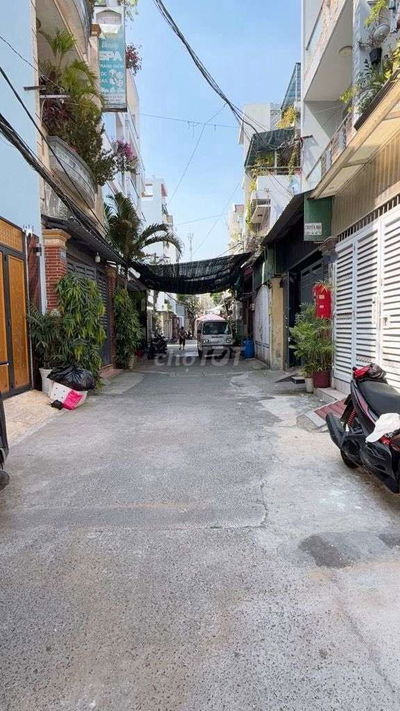 SÁT MẶT TIỀN GÒ XOÀI, NHÀ MỚI 2 LẦU, 3PN, 4x16, HẺM XE TẢI, CHỈ 6.X TỶ