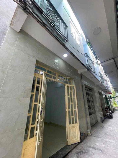 Nhà 2 Lầu Tân Kim, 3PN 2WC Ngay Đường QL50 Vào 100m. Sổ Hồng Riêng Rẻ