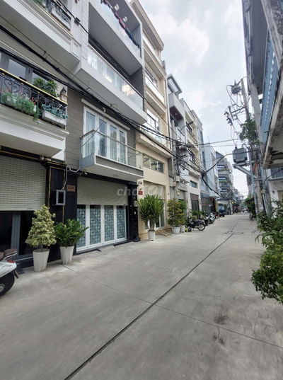 Khu dân trí cao Q.11-Biệt thự Châu Âu-dt:5,5x11m-4tầng4pn-chỉ 9tỷ9 TL