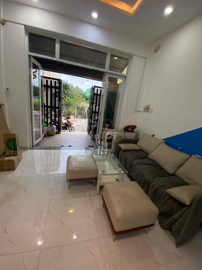 NHÀ 1T2L SÂN THƯỢNG NGAY NGUYỄN THỊ TƯ, PHÚ HỮU