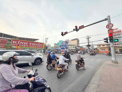 CHO THUÊ NHÀ MTKD ĐƯỜNG TỈNH LỘ 10 NGAY NGÃ TƯ TÊN LỬA-TL10