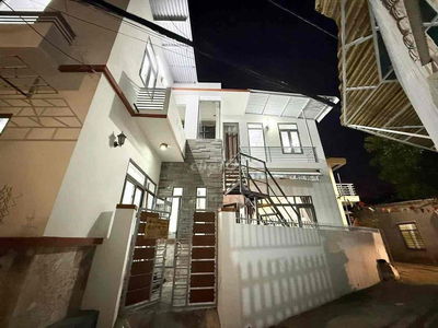 Cho thuê tầng 1 nhà Đồng Kè, full nội thất cao cấp