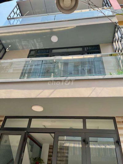 ♥️♥️- Bán nhà mặt tiền hẻm xe hơi đường Trần Phú p7 Q5
- DT 4.8 x 3.